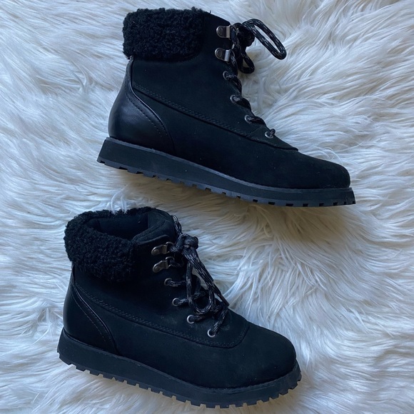 Faux suede hiking fashion boots - Picture 6 of 9